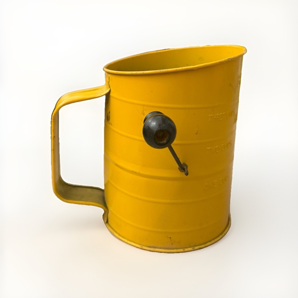 Bromwell's Vintage Yellow 3 Cup Flour Sifter Yellow w/Wooden Knob